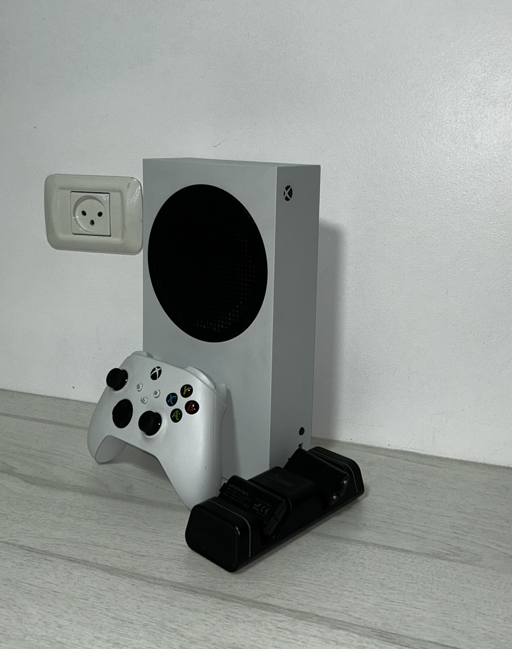 للبيع Xbox series s — إلكترونيات — مجدل شمس